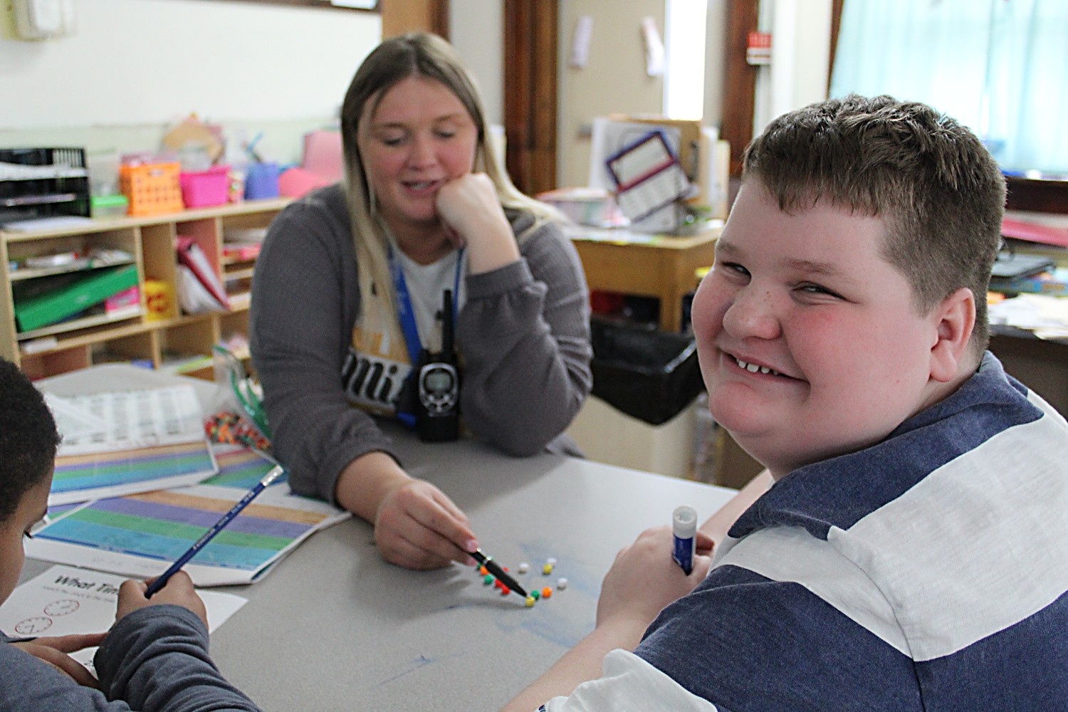 Happystudentcountingbeads